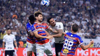 Fortaleza e Corinthians decidirão vaga para a grande final da Copa Sul-Americana nesta terça-feira (03); veja onde assistir a partida