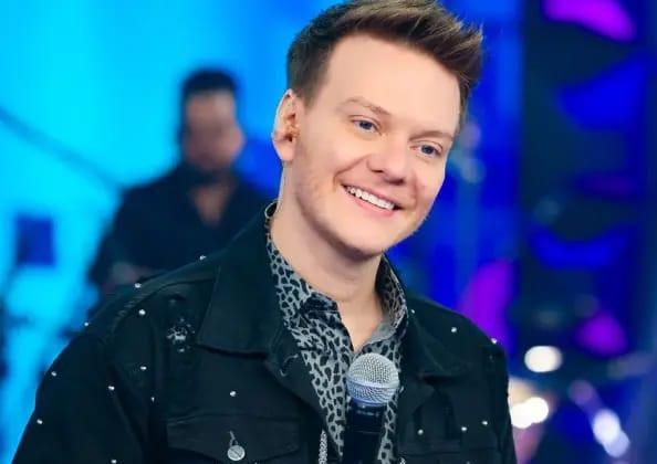 Sem contrato com a Globo, Michel Teló pode ganhar programa de auditório no SBT