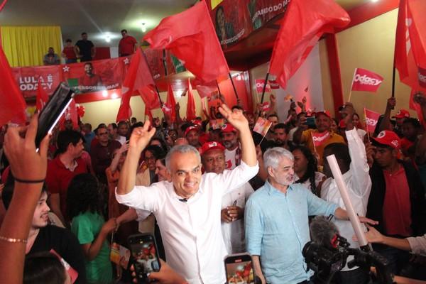 Lançamento da candidatura de Odacy Amorim para prefeito de Petrolina-PE é marcado pela indefinição do vice