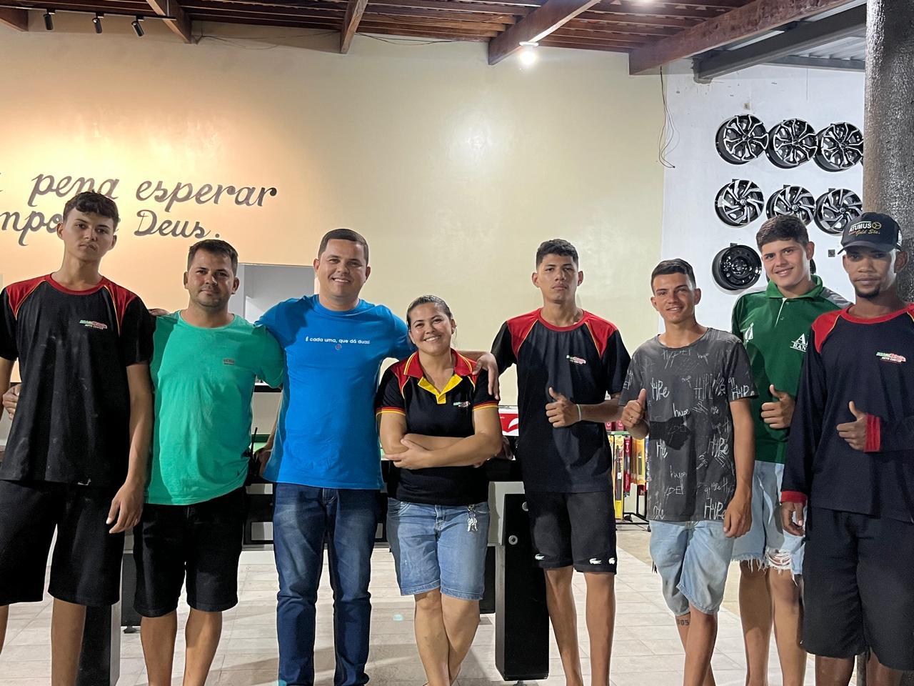 Empresário Mariano Filho e toda equipe da Brasil Tintas fecham apoio com Alvanir Gomes para a disputa de vereador de Lagoa Grande-PE
