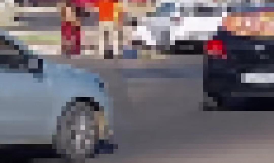 Homem é atropelado por carro perto da Câmara de Vereadores de Petrolina-PE