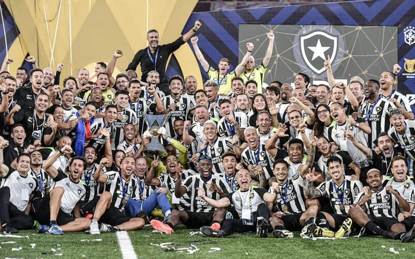 Botafogo conquista o Brasileirão Série A depois de 29 anos e o Athletico-PR vai disputar a segunda divisão em 2025; veja a classificação final