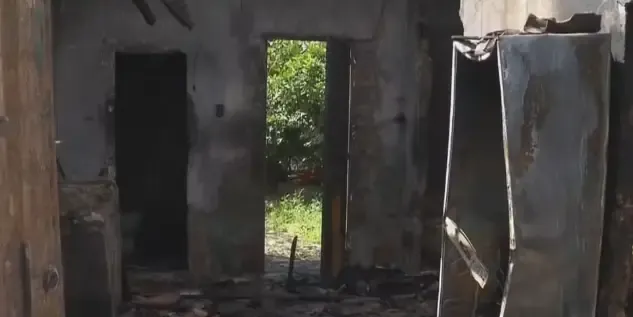 Homem morre e mulher fica ferida após incêndio atingir casa durante festa de Natal em Juazeiro-BA