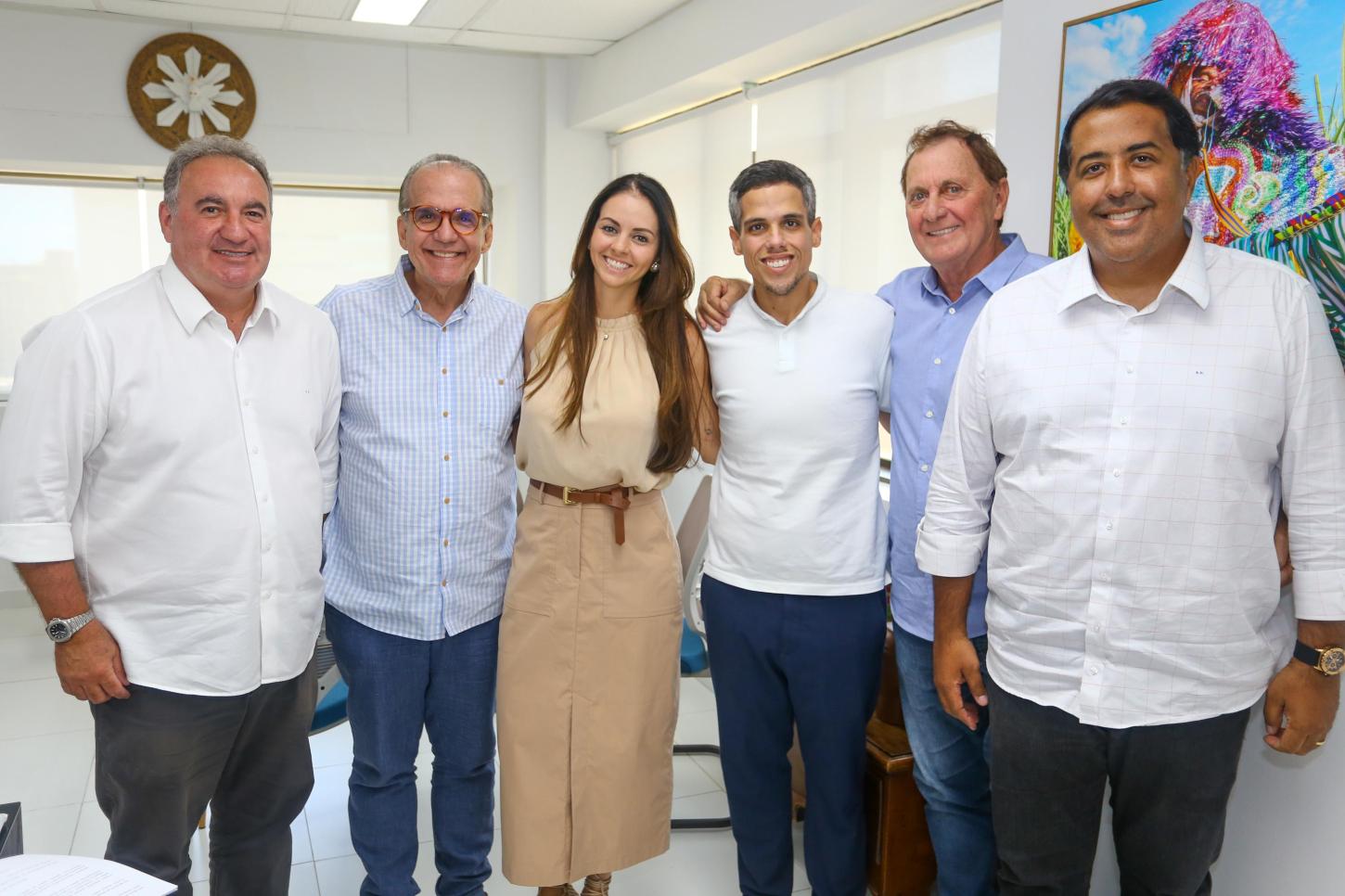 Em reunião com o senador Fernando Dueire e o deputado Jarbas Filho, prefeita Catharina Garziera busca investimentos para Lagoa Grande-PE