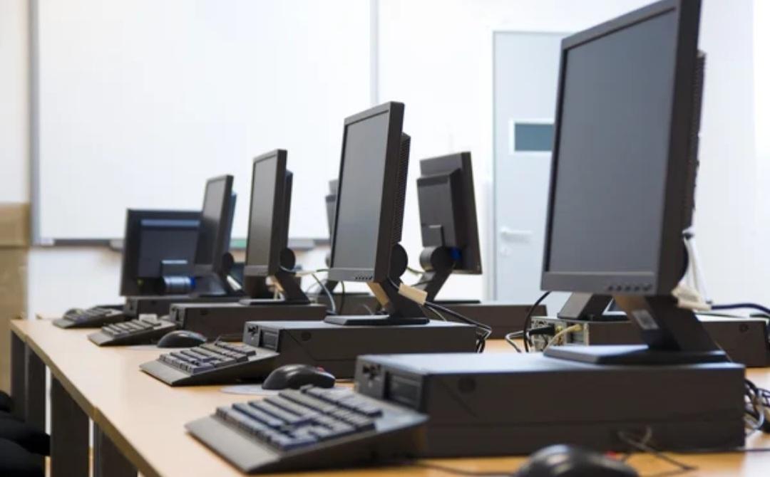 Tribunal Superior do Trabalho doa computadores para Lagoa Grande e outras cidades de Pernambuco