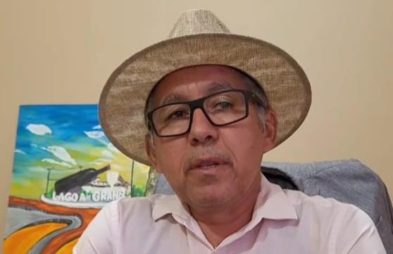 Atendendo o pedido da população, vereador Mantena solicita a prefeita Catharina Garziera para colocar cercas elétricas nas escolas municipais de Lagoa Grande-PE