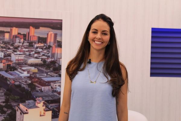 Prefeita Catharina Garziera anuncia a cantora gospel Bruna Karla para se apresentar na abertura do aniversário de Lagoa Grande-PE; veja o vídeo