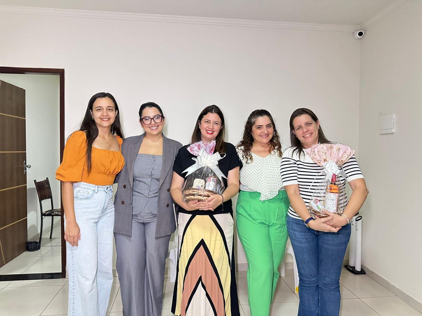 Parceria entre Prefeitura de Lagoa Grande-PE e Secretaria Estadual da Mulher garante mobília para o CEAM da cidade