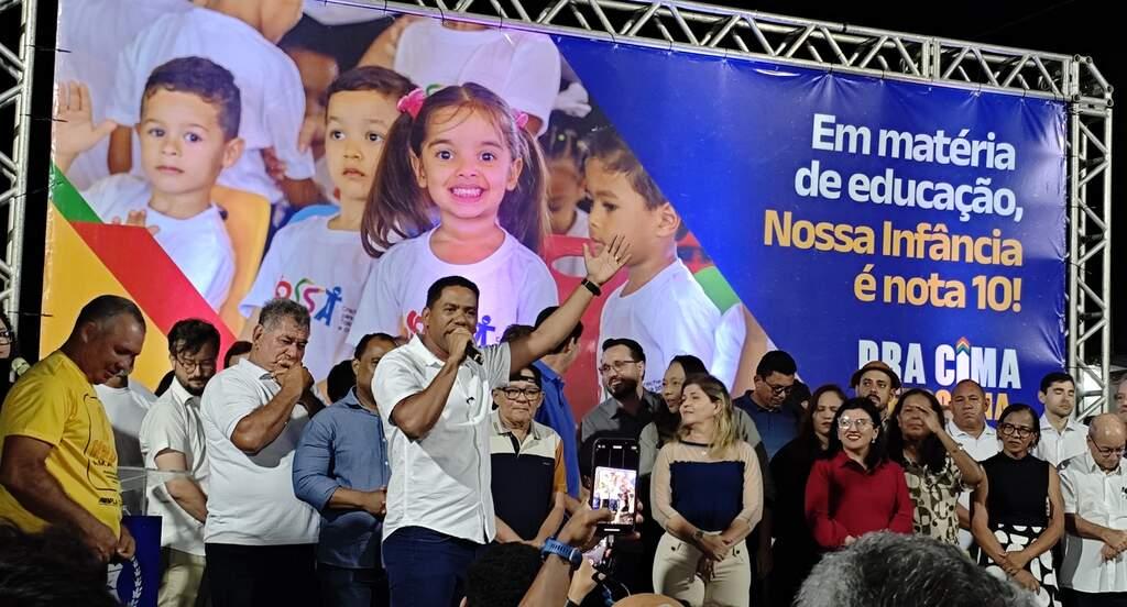 Vereador Wanderley Alves participa da inauguração da Escola Yolanda Maria, no bairro Nova Vida I, em Petrolina-PE