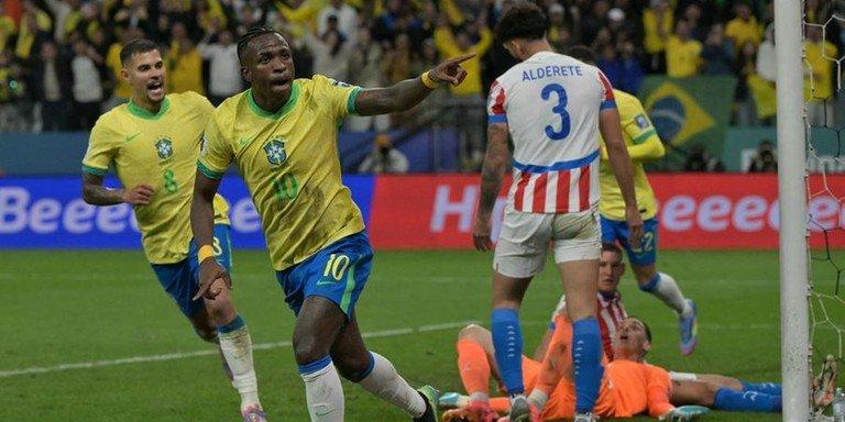 Com gol de Vinicius Júnior, Brasil vence o Paraguai e garanta vaga para a Copa do Mundo de 2026