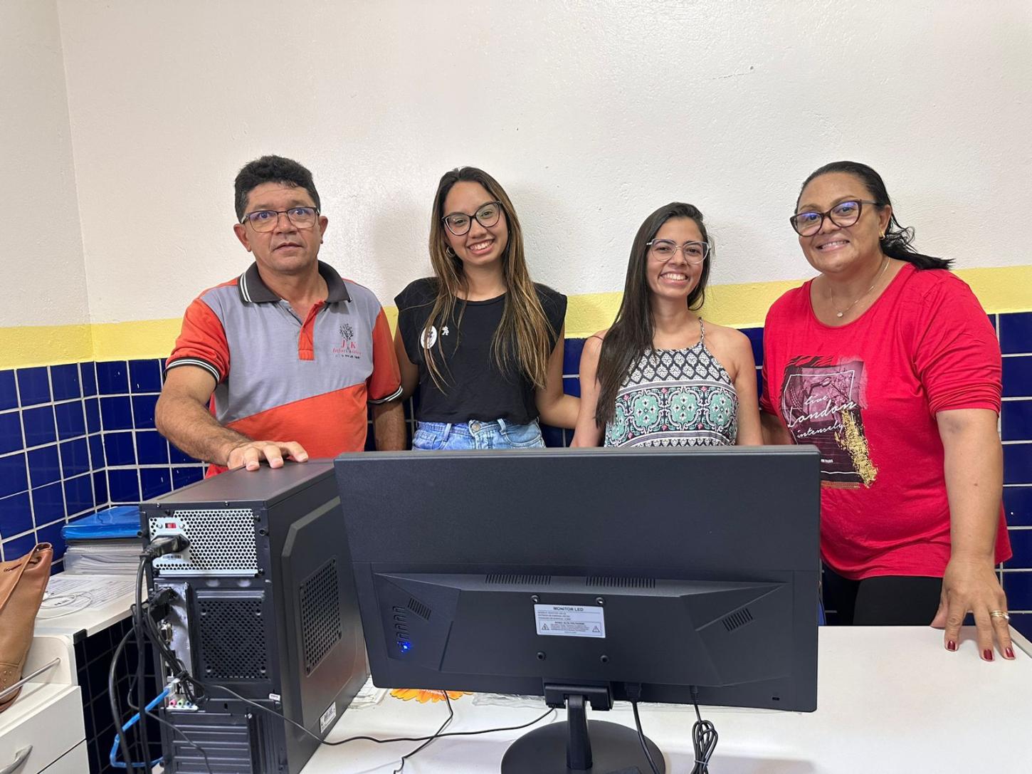 Secretaria de Saúde de Lagoa Grande-PE investe em tecnologia com a entrega de novos computadores para os PSFs