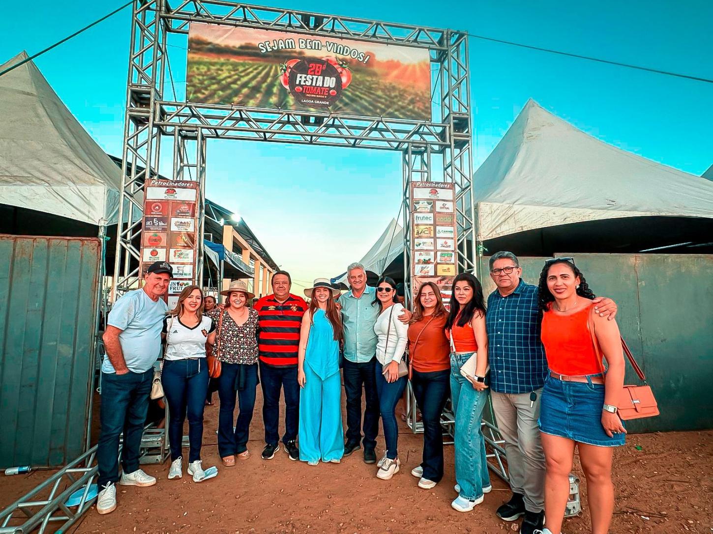 Com valorização da cultura, fé e esporte, Prefeitura de Lagoa Grande-PE realiza a 28ª edição da Festa do Tomate