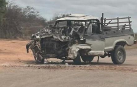 Acidente automobilístico é registrado na estrada de acesso ao distrito de Vermelhos, em Lagoa Grande-PE