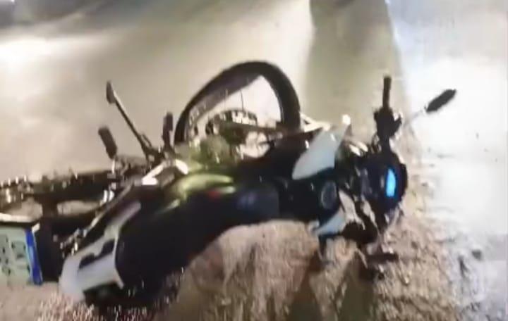 Acidente de trânsito na Avenida Sete de Setembro, em Petrolina-PE deixa duas pessoas feridas