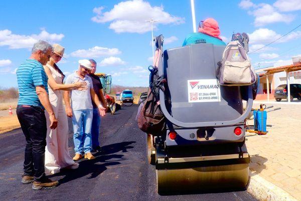 Com investimento de R$ 500 mil, Secretaria de Infraestrutura de Lagoa Grande-PE leva pacote de obras para o distrito de Jutaí