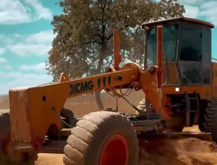 Secretaria de Agricultura de Lagoa Grande-PE segue intensificando os serviços de patrolamento em comunidades do interior