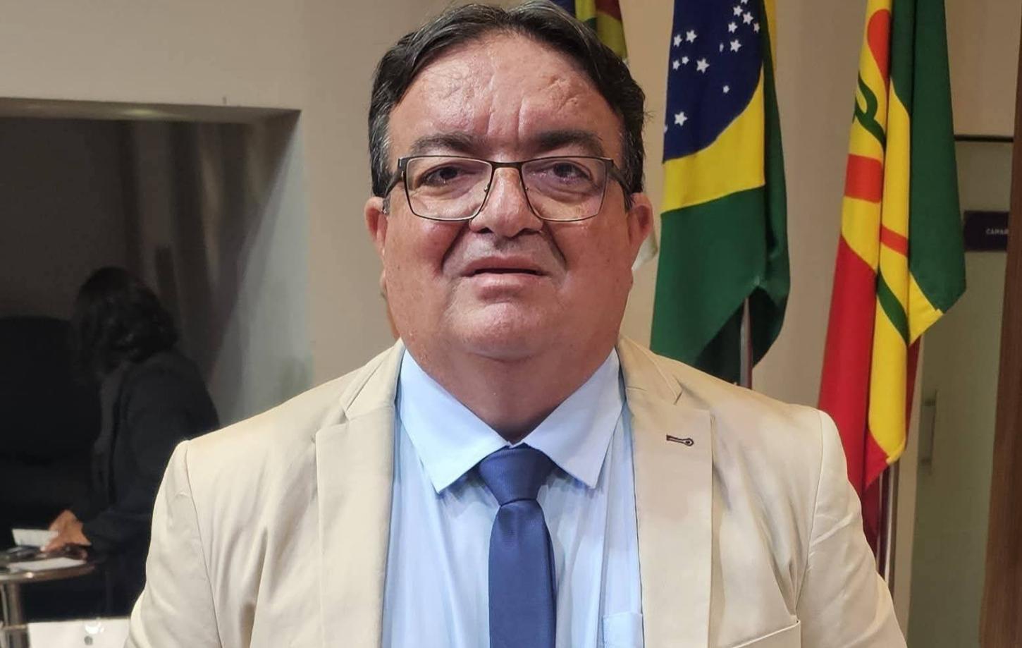 Vereador Manoel da Acosap lamenta o falecimento de Nerivaldo, irmão da Agente de Saúde Danusia, do bairro Santa Luzia, em Petrolina-PE