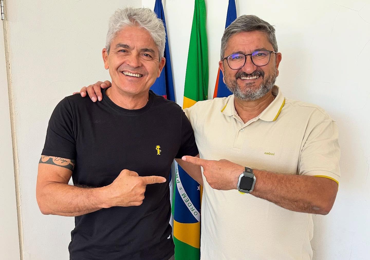 Confirmado! Ex-prefeito Leandro Duarte assume a Secretaria de Governo de Santa Maria da Boa Vista-PE