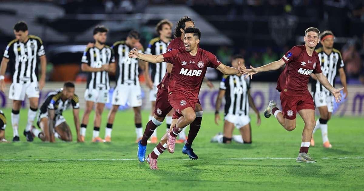 Atlético-MG não confirma o favoritismo e amarga o vice-campeonato da Sul-Americana diante do Lanús
