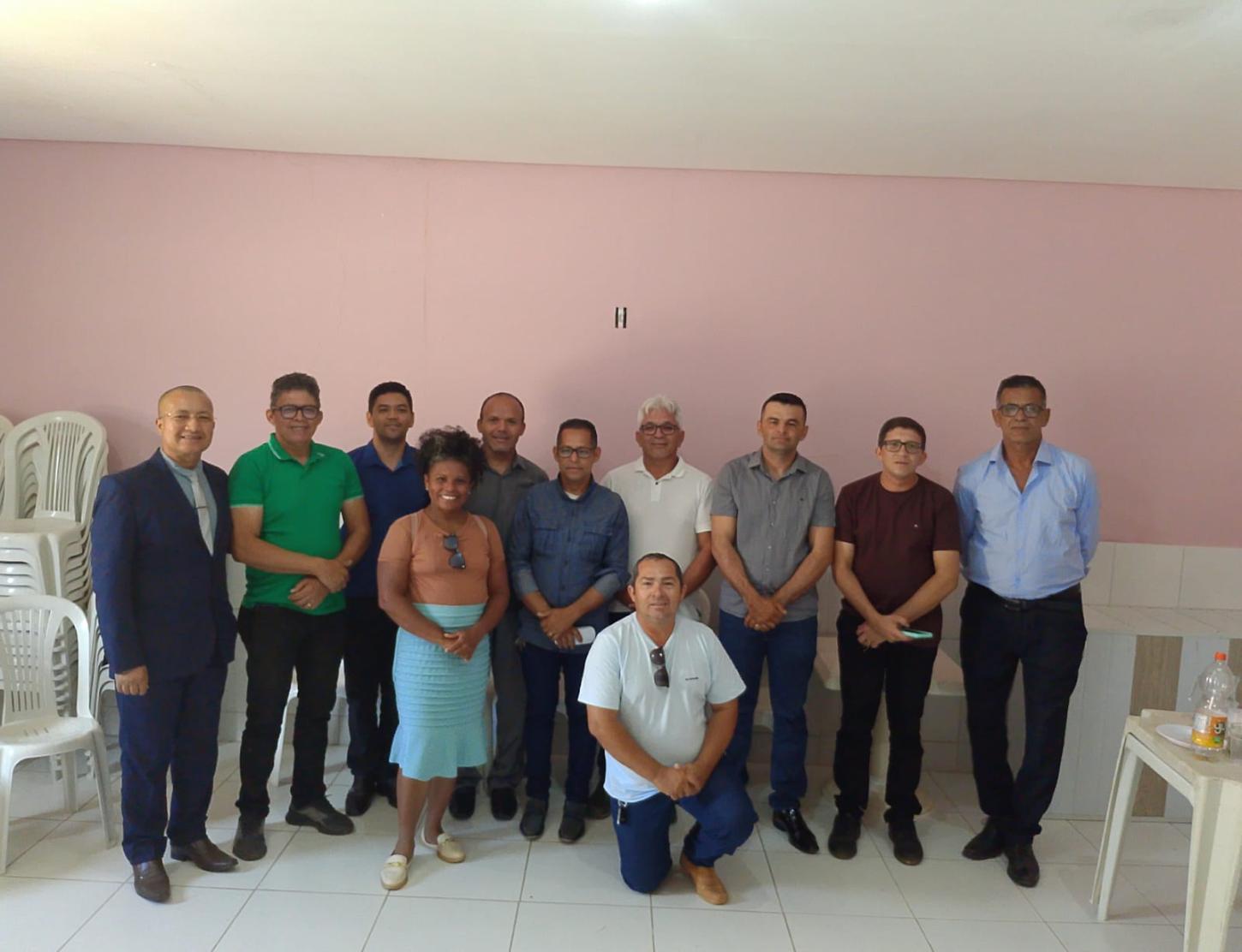 Durante reunião, diretoria do CONLEV trata do evento de adoração a Deus no período carnavalesco em Lagoa Grande-PE