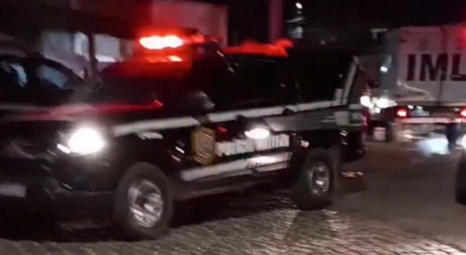 Polícia Civil investiga crime letal de homem, morto com vários tiros em plena via pública de Petrolina-PE