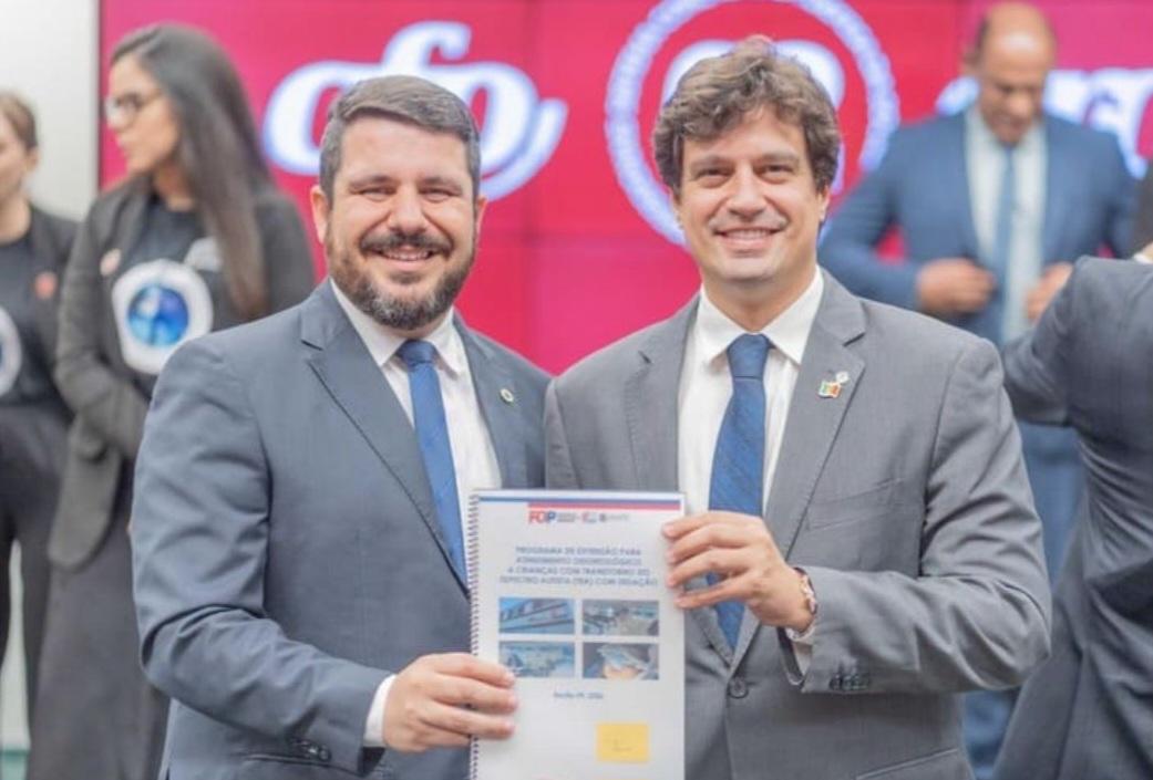Deputado federal Lucas Ramos destaca os avanços na saúde e celebra conquista do piso salarial para dentistas e médicos