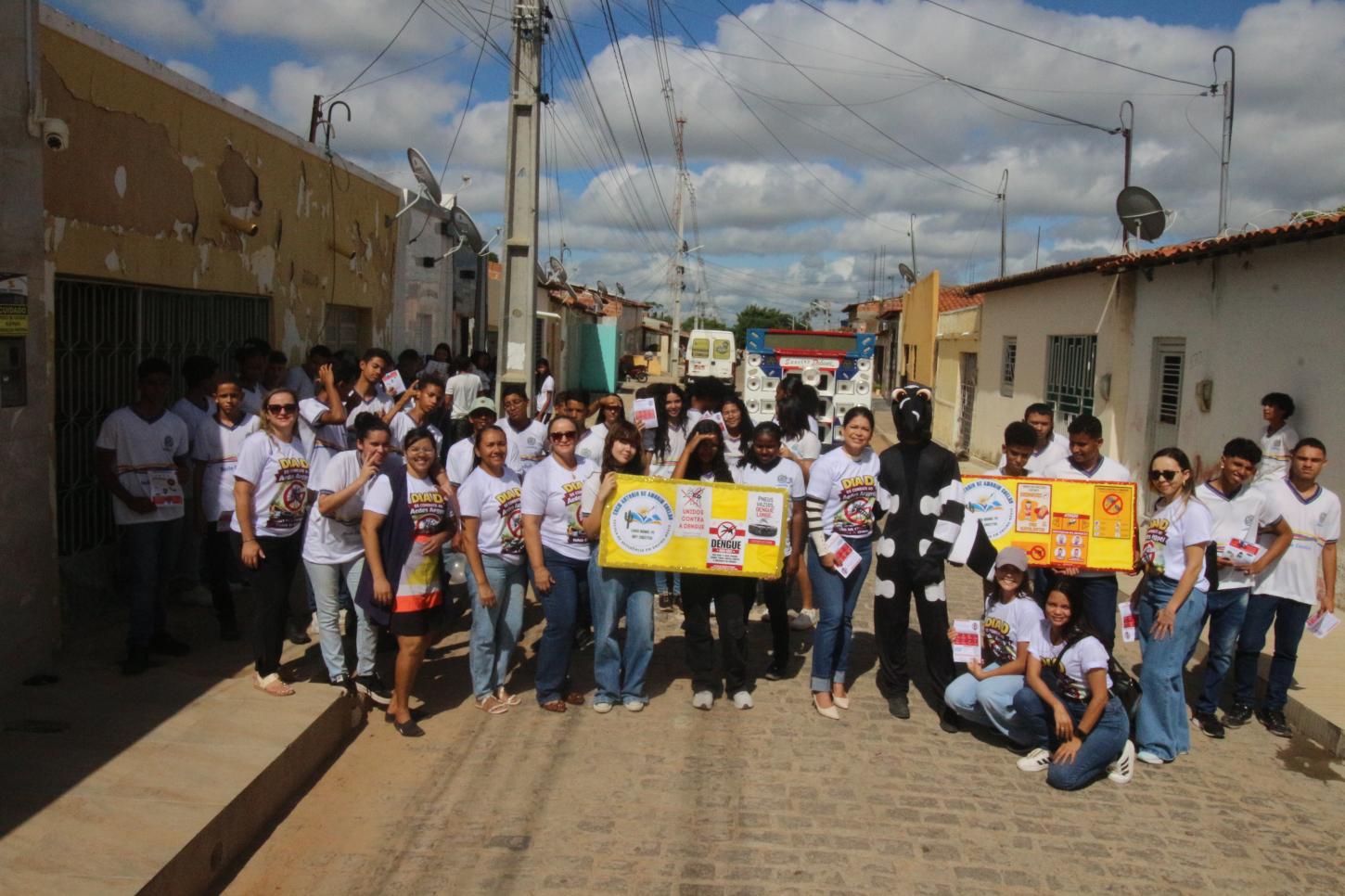 Dia D reúne servidores, alunos e sociedade civil de Lagoa Grande-PE para intensificar mobilização contra dengue