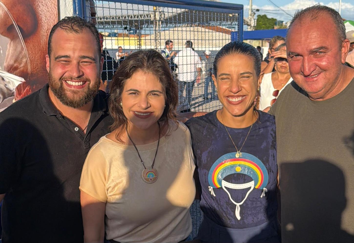 Raquel Lyra atende o pedido de Domingos de Cristália e comunidade e inaugura a ETA em Izacolândia - conquista histórica bastante comemorada