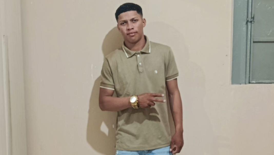 Tragédia: Acidente automobilístico tira a vida de jovem no interior de Petrolina-PE