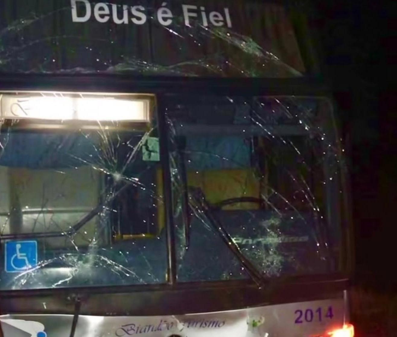 Em nota, Prefeitura de Lagoa Grande-PE diz que alguns estudantes sofreram ferimentos e foram socorridos e as causas do acidente estão sendo apuradas