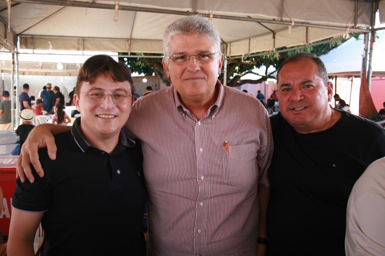Vereador Ronaldo Silva declara apoio à pré-candidatura de Elismar Gonçalves para deputado estadual