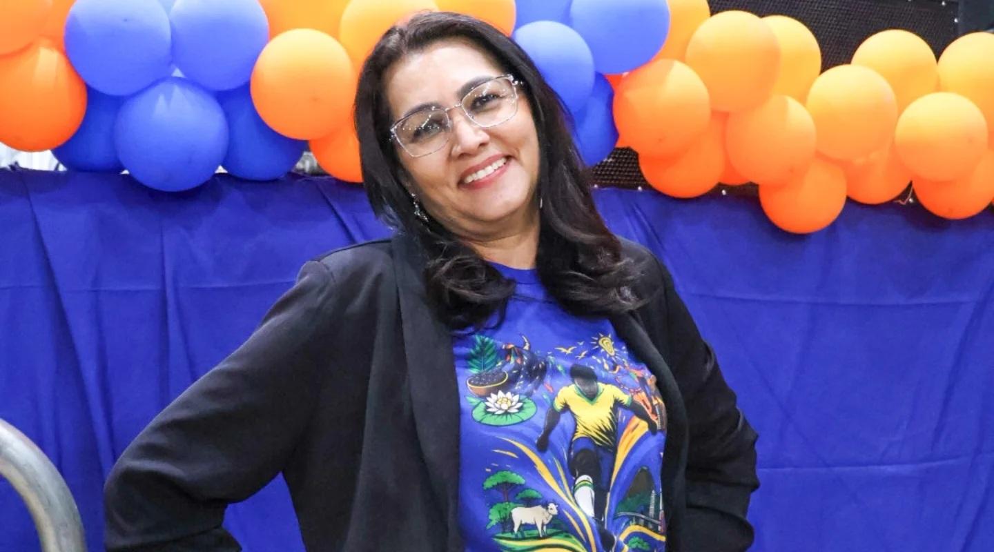 Secretária de Educação de Santa Maria da Boa Vista-PE, Fabiana Ribeiro agradece a todos que ajudaram na realização do Desfile Cívico
