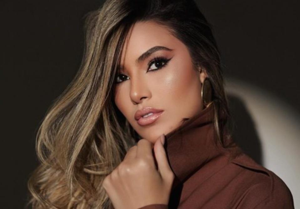 Com timbre marcante, cantora Emmily Pires é contratada para integrar o time de vocalistas da Banda Magníficos