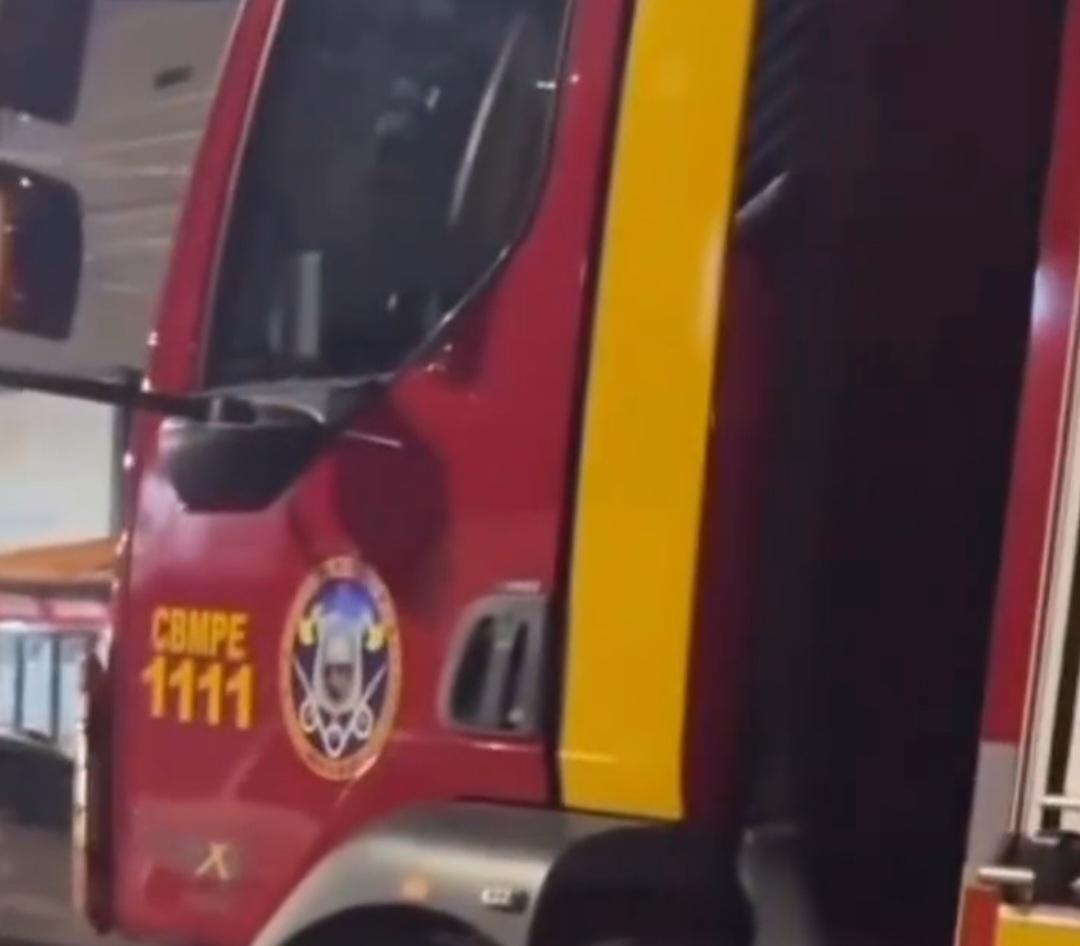 Jovem ciclista é atropelada por carro no bairro Gercino Coelho, em Petrolina-PE