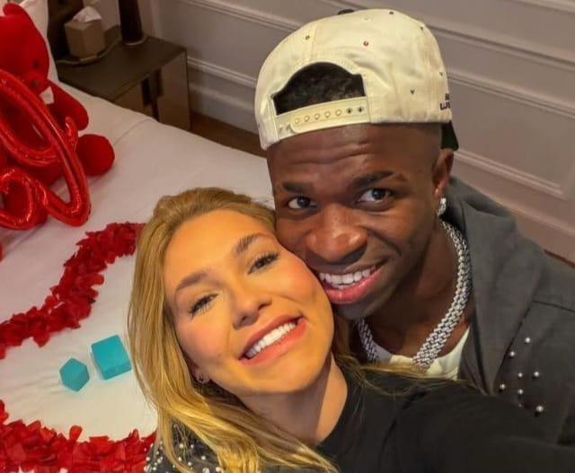 Vinícius Júnior e Virginia Fonseca reataram? Rumores aumentam após foto de influencer em mansão alugada pelo jogador