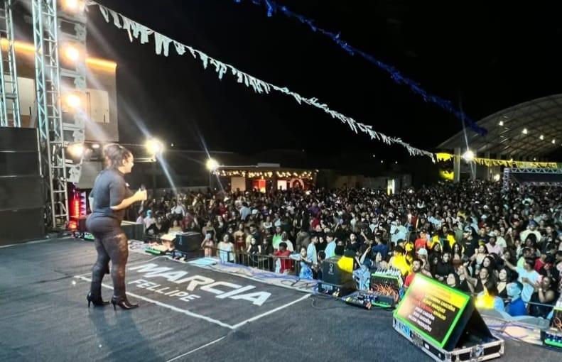 Hasteamento das Bandeiras, Desfile Cívico e shows com Vitória Bedson, DJ Harryson Paes, Márcia Fellipe e mais comandam a Festa da Independência em Lagoa Grande-PE; ASSISTA