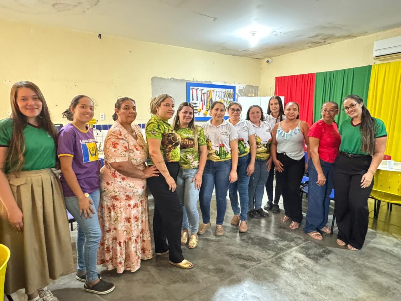 Prefeitura de Lagoa Grande-PE reforça o compromisso com a educação e promove circuito de oficinas de capacitação para merendeiras